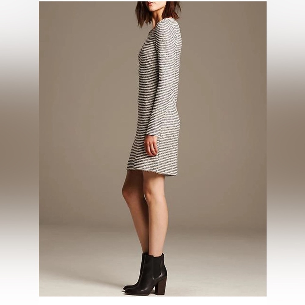 Banana Republic Textured Knit Long Sleeve Shift Dress Exposed Zipper Size 2P - Picture 2 of 13